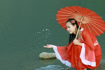 梦中的裸足生活完整版